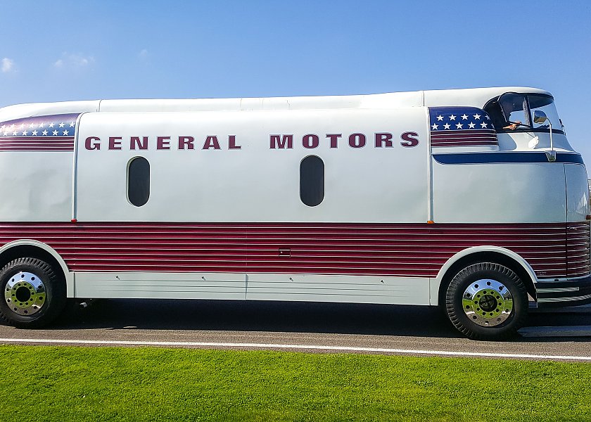 1939 GM  Futurliner