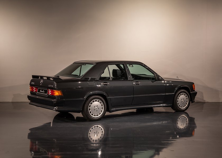 1986 Mercedes  190 E 2.3 16V