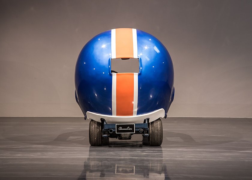 2000 E-Z-GO  Helmet Car 