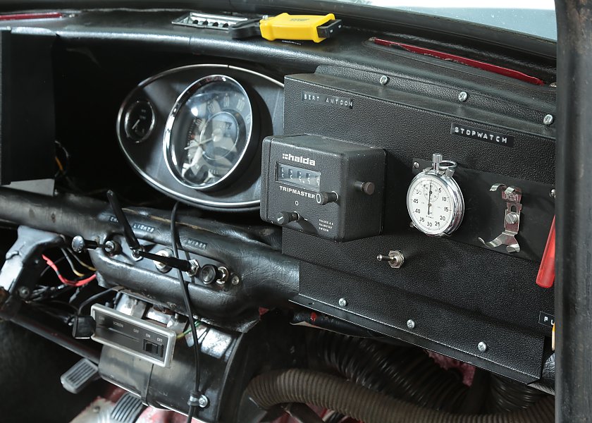 1965 BMC  Morris