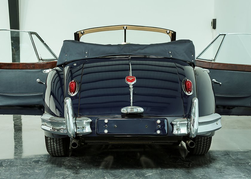 1955 Jaguar  XK 140