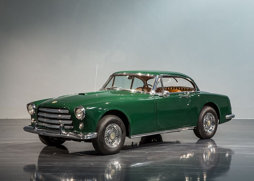1954 Edwards  America