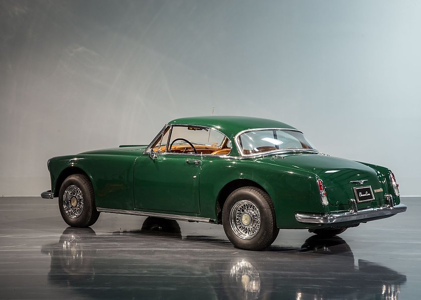 1954 Edwards  America