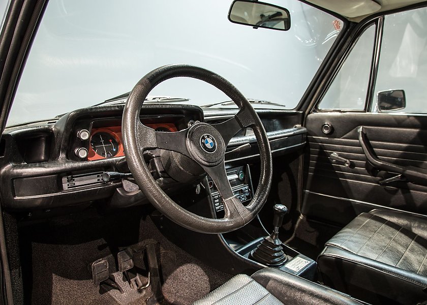 1974 BMW  2002