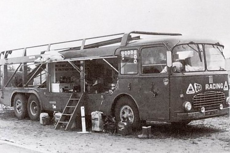 1960 Fiat Bartoletti 306/2 Shelby Cobra Renntransporter