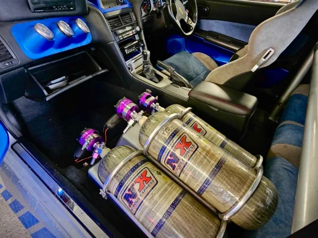nissan-skyline-r34-gtr-interieur-gesamt-nos-sparco-movie-car