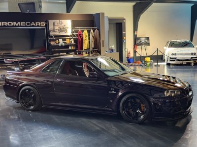 2000-nissan-gtr-r34-vspec1-rear-angle-chromecars
