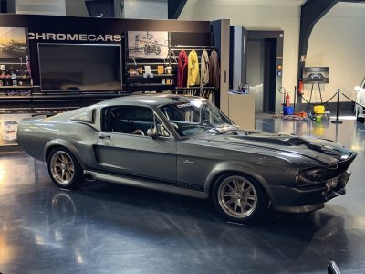 eleanor-mustang-showroom-detailansicht-chromecars